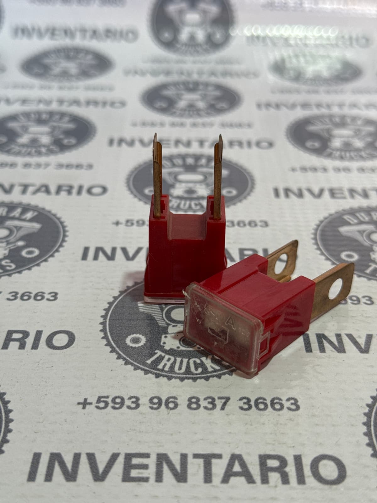 FUSIBLE GRANDE TERMICO DE 50 AMP COLOR ROJO