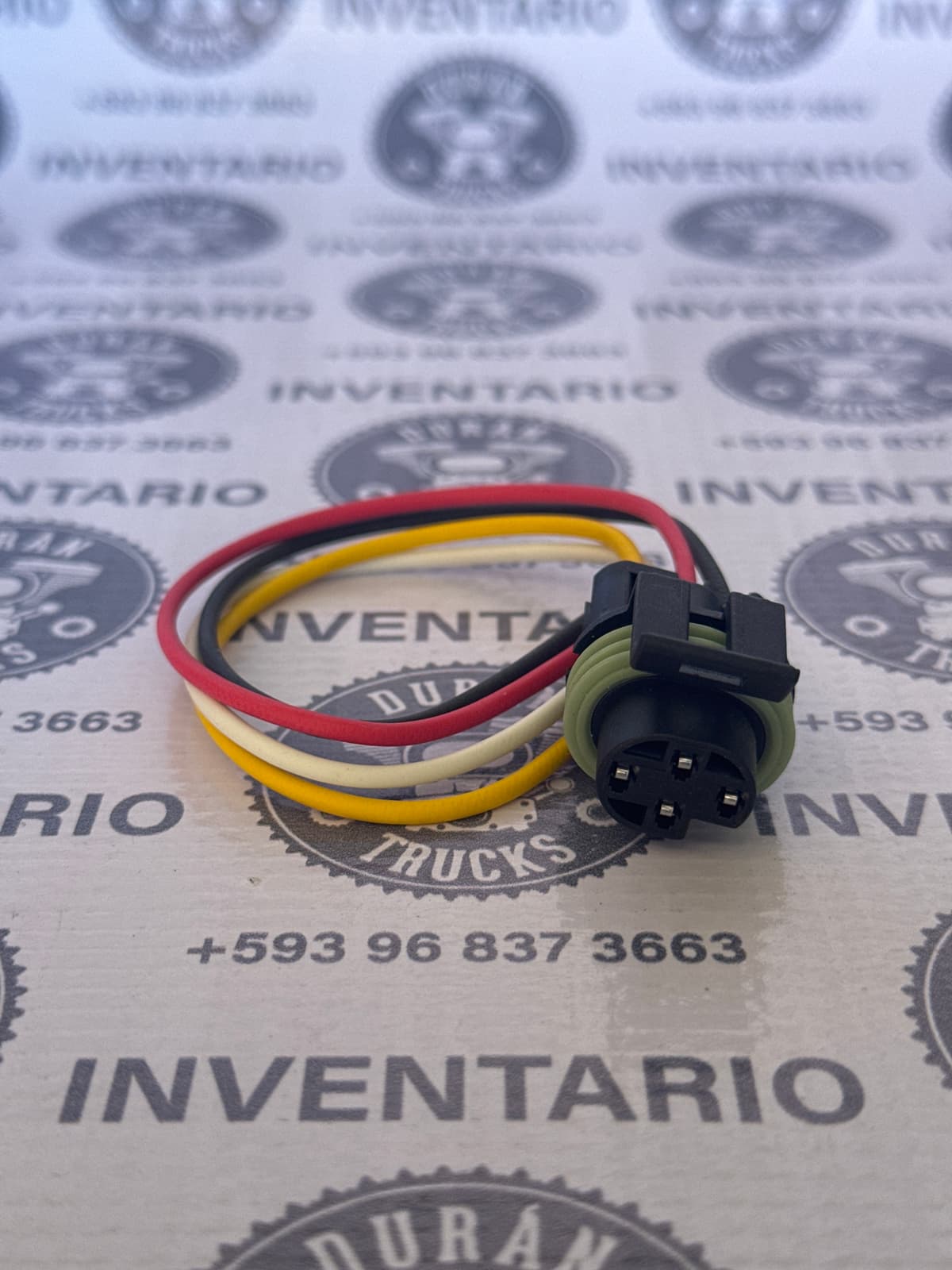 Conector de sensor de nivel de agua KENWORTH INTERNATIONAL FREIGHTLINER