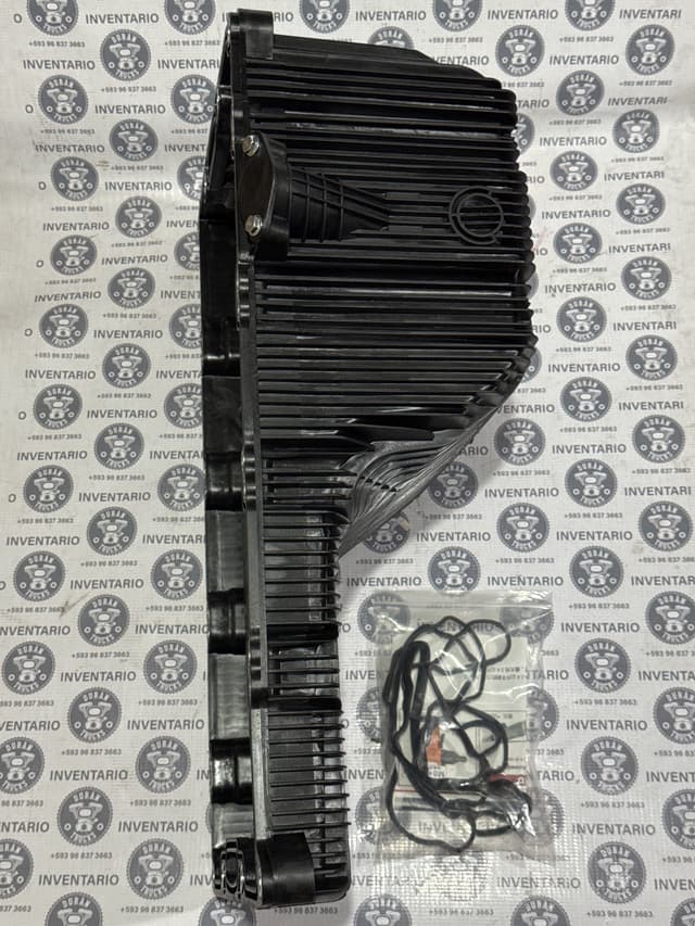 CARTER DE ACEITE MOTOR CUMMINS ISF 3.8 DOBLE PERNO