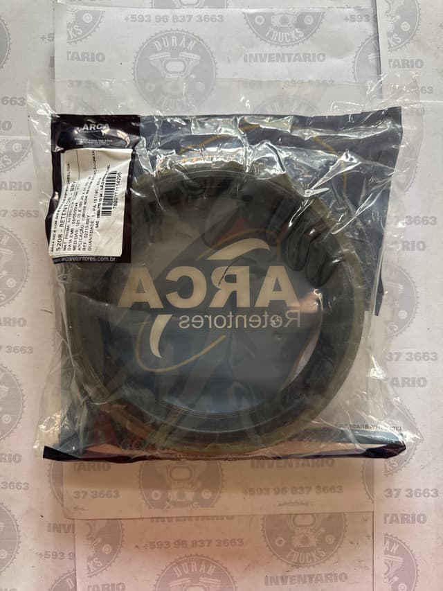 RETEN DE RUEDA POSTERIOR  CORONA EATON FORD INTERNATIONAL KENWORD FRIGHTLINER VW17210