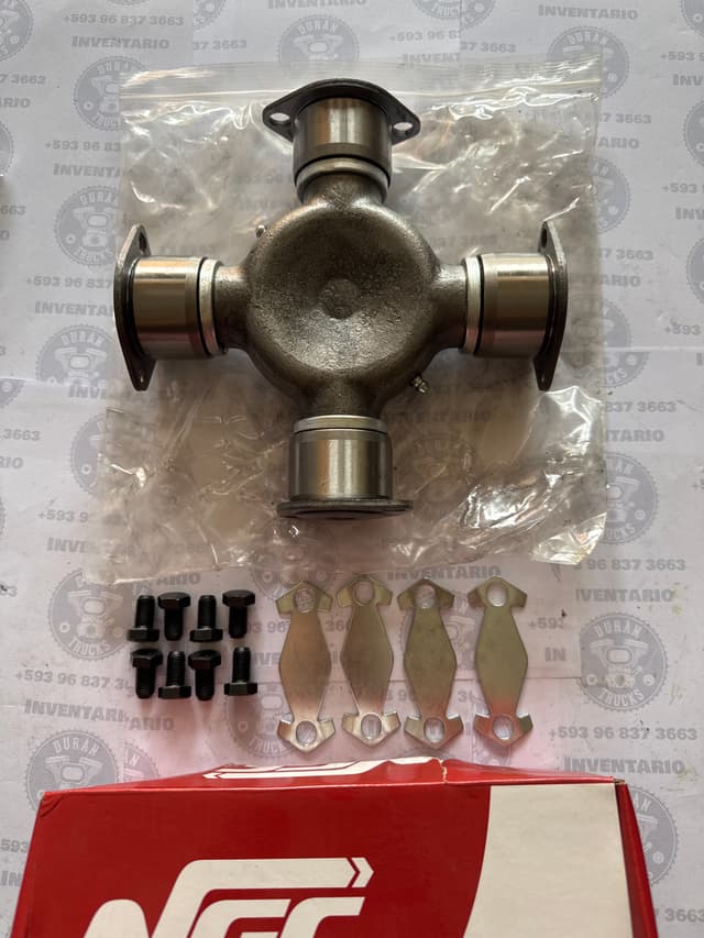 CRUCETA DE 8" FORD 9000 T. DADO NORMAL
