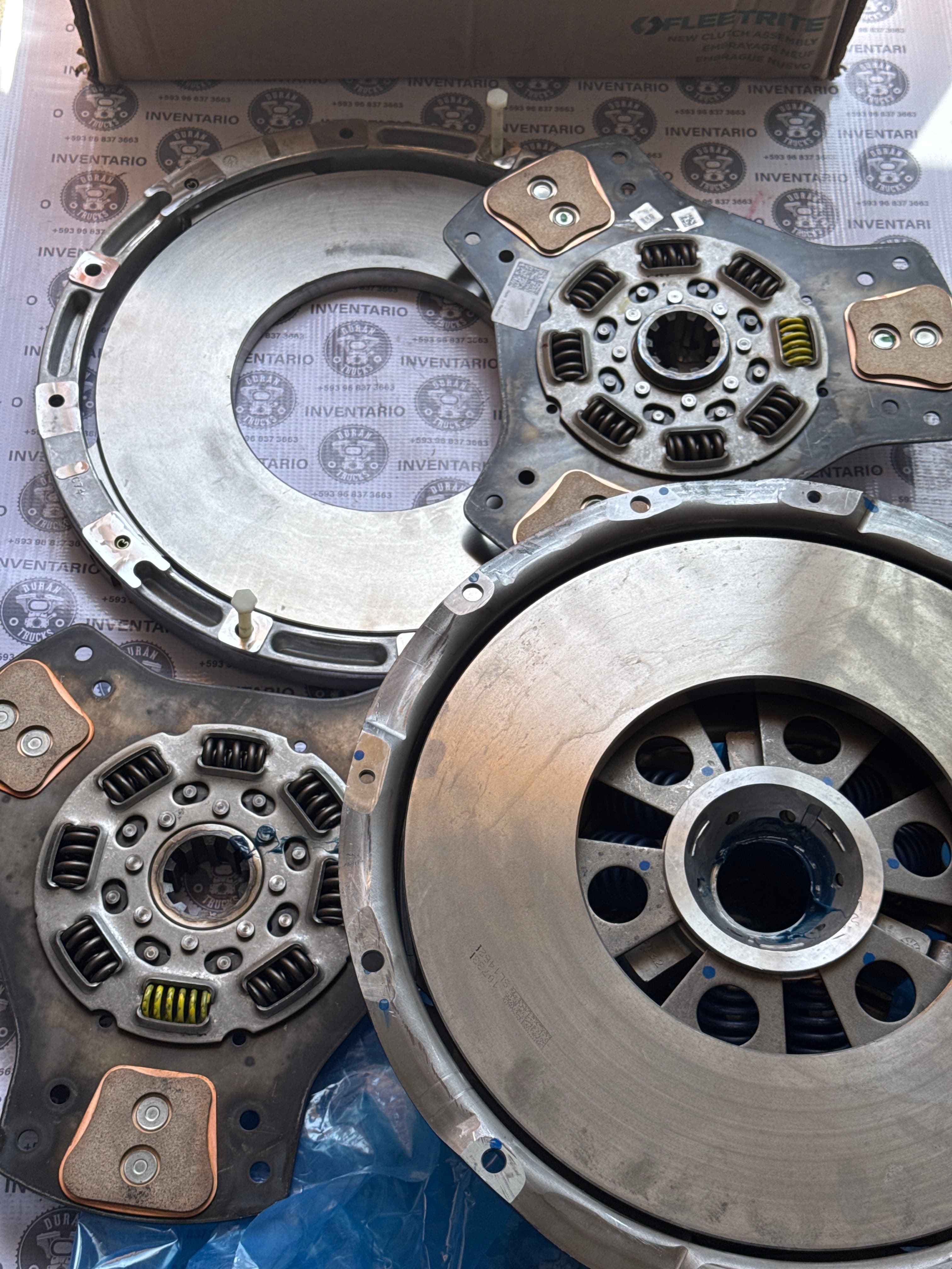 EMBRAGUE ARMADO 14X1-3/4 EATON FULLER DOBLE DISCO PASTILLA 3 ALETAS