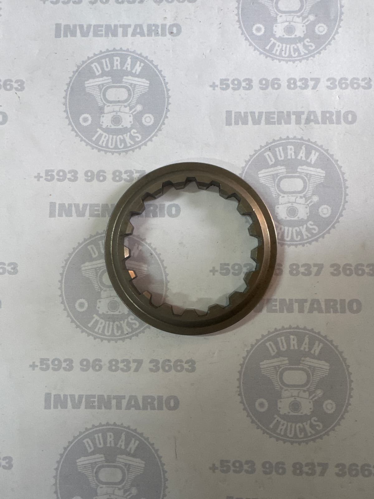 ANILLO ESTRIADO INTERIOR PUNTO AMARILLO