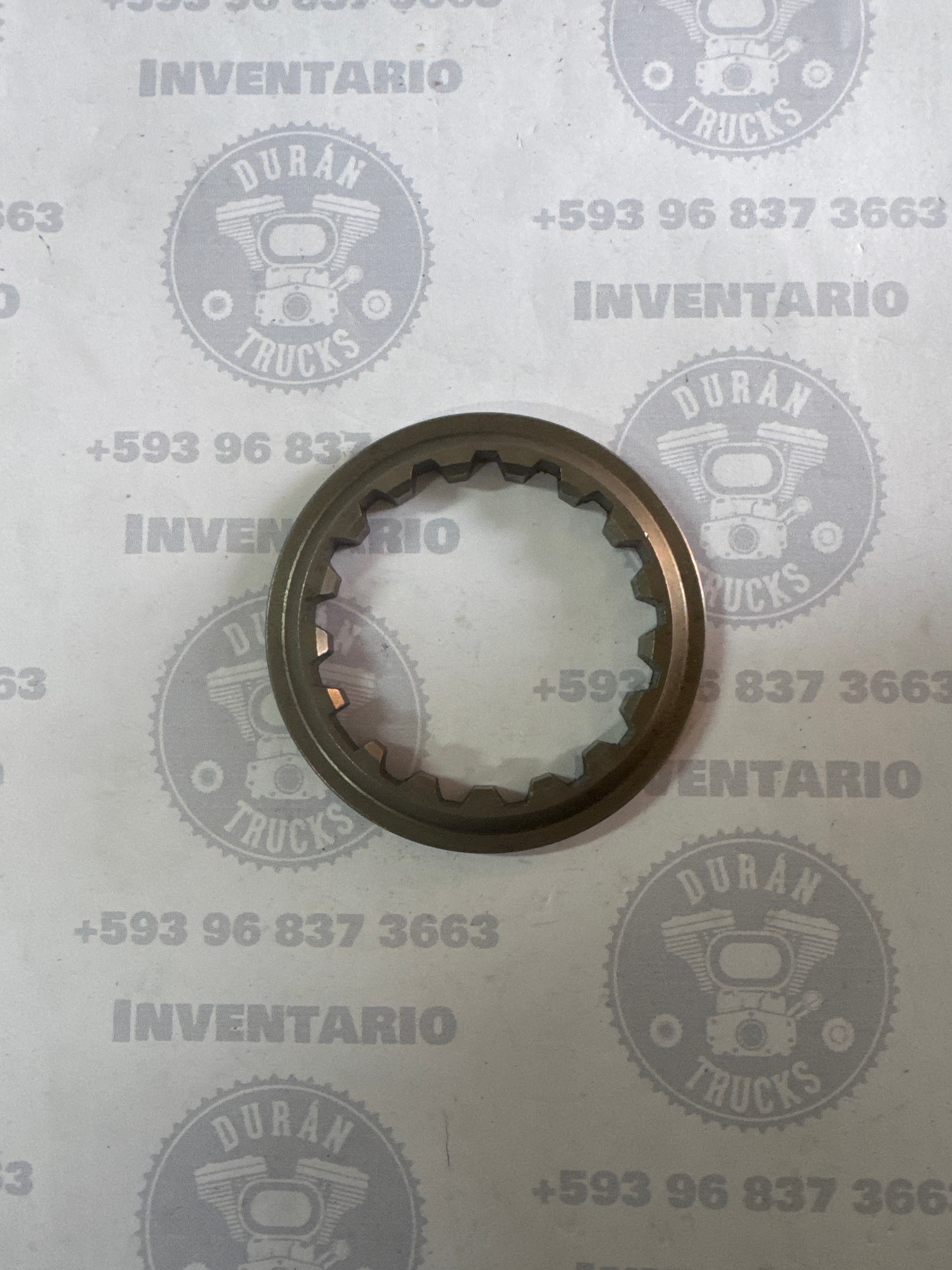 ANILLO ESTRIADO INTERIOR PUNTO AMARILLO