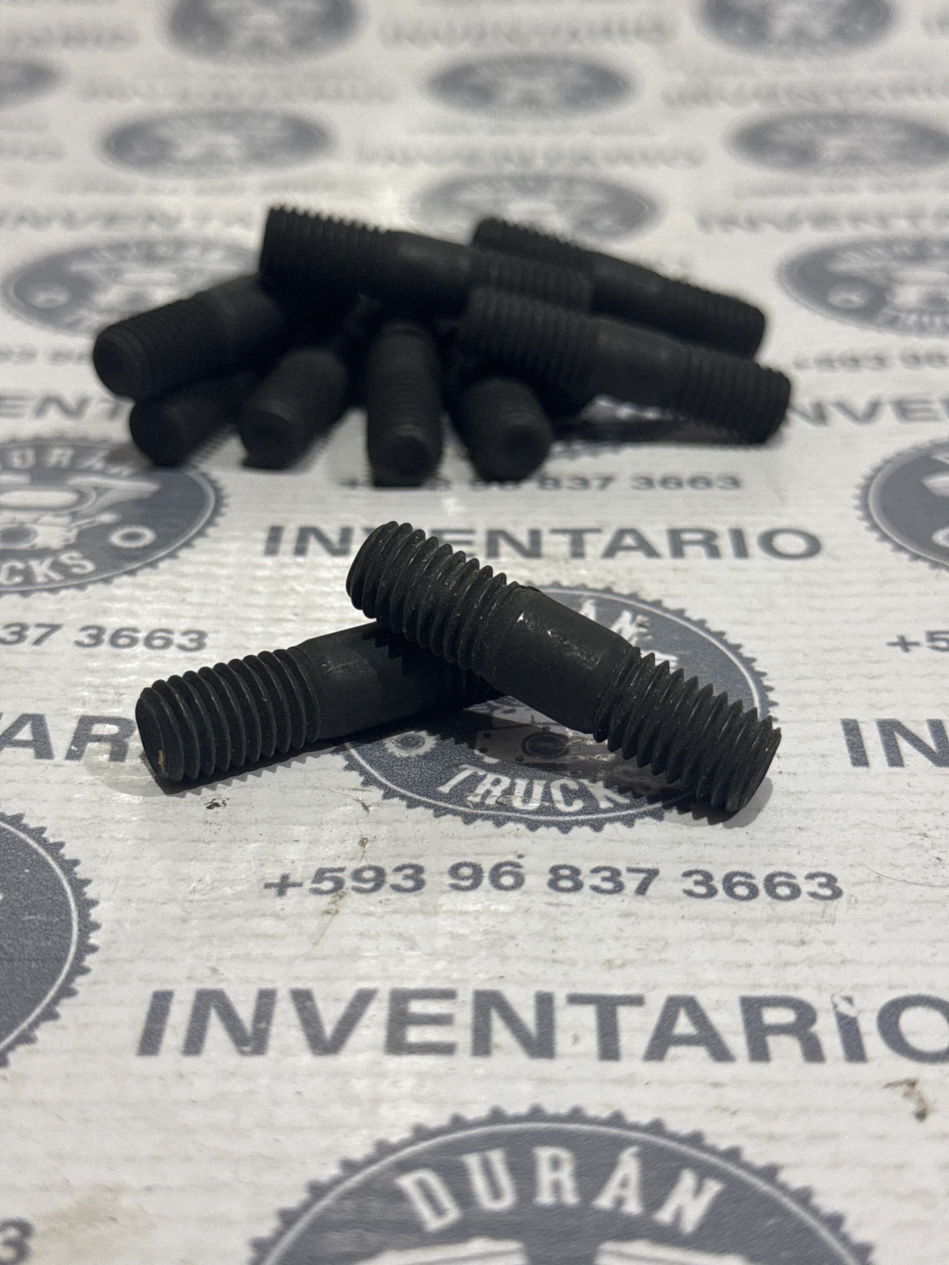 ESPARRAGO DEL TURBO CUMMINS ISX M10 X 1,5 X 42mm 4BT 6BT 6CT