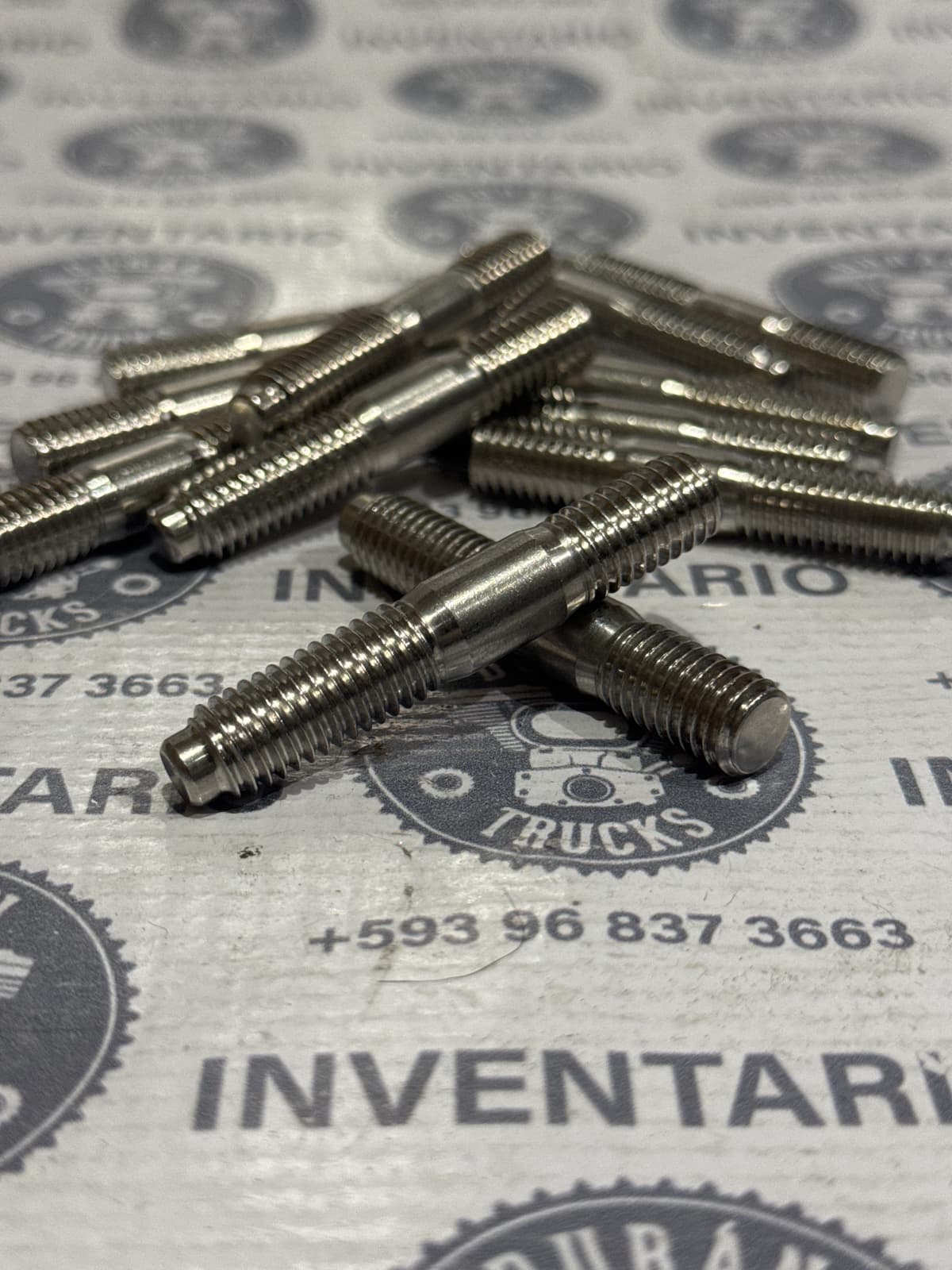 ESPARRAGO DEL TURBO CUMMINS ISZ M10 X 1.2 X 58mm LARGO VARIOS ISX 4BT 6BT 6VT