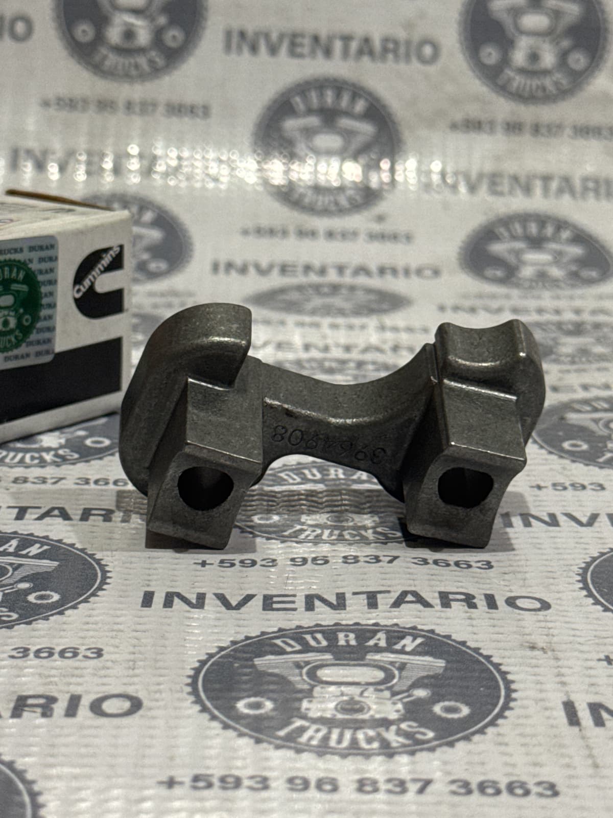 BASE O SOPORTE DE BALANCIN QSB 4.5 6.7 ISF ISD ISB IVECO